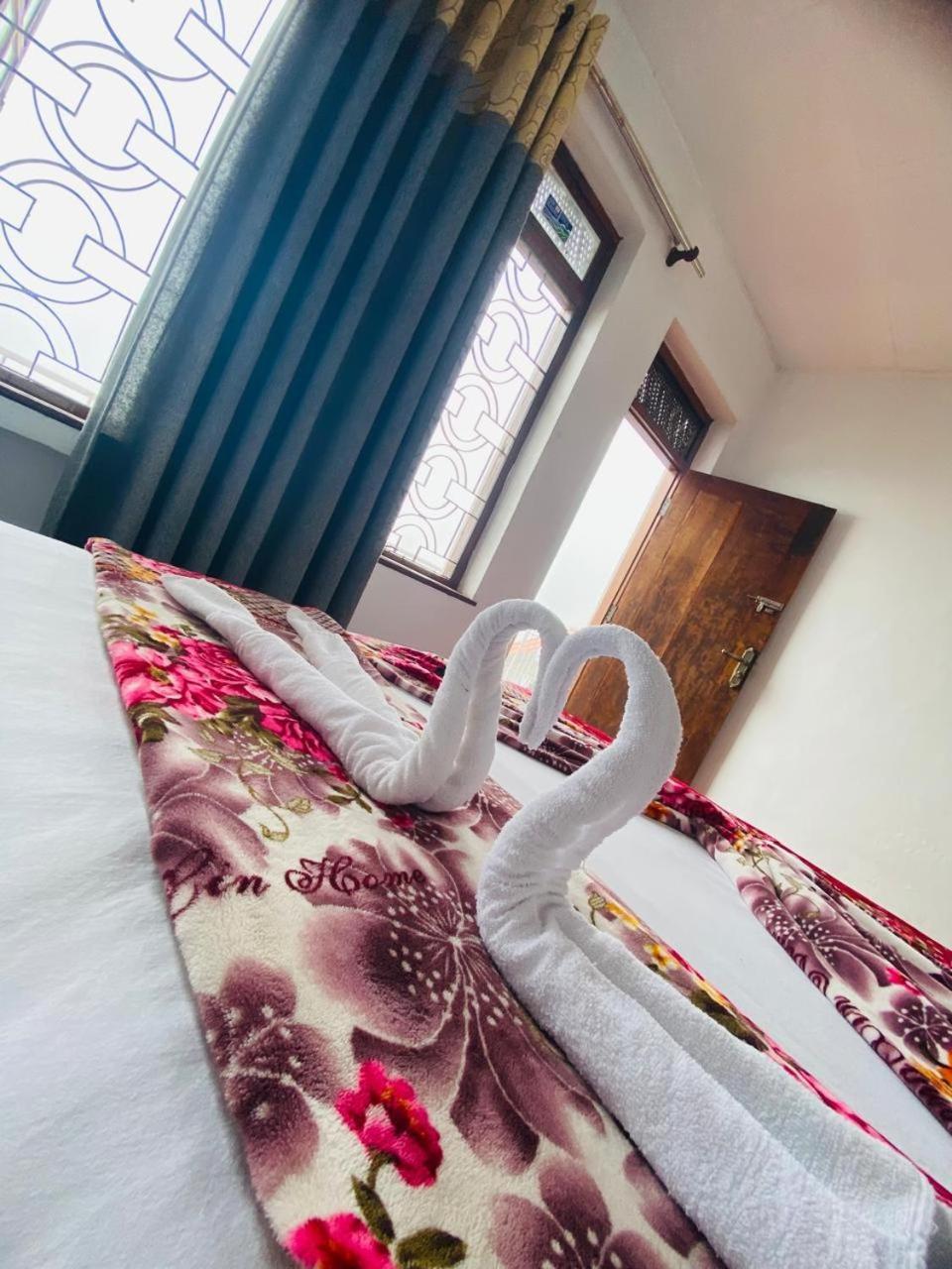 Farah Guest Inn 하푸탈레 외부 사진